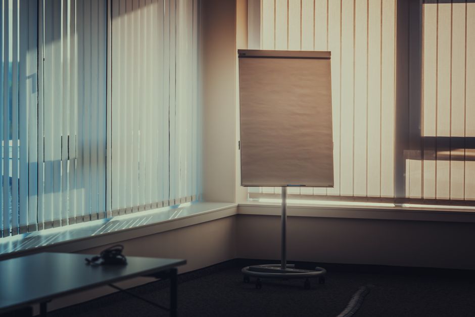 Lernende bei Pro Academy GmbH bereiten sich auf Programmierung und Webdesign vor